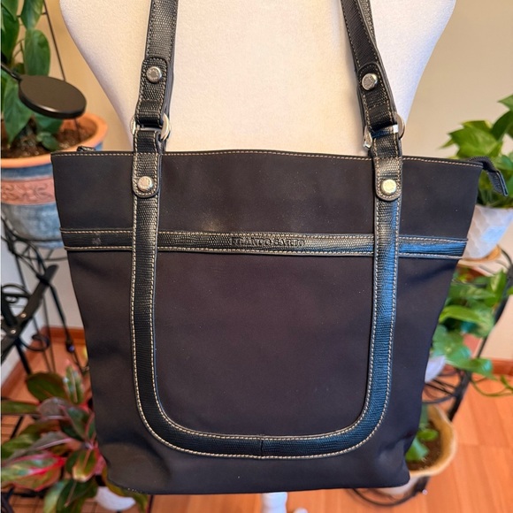 Franco Sarto Black Nylon Shoulder Bag W Smart Lite Pocket Inside Zip Closure - Picture 1 of 15